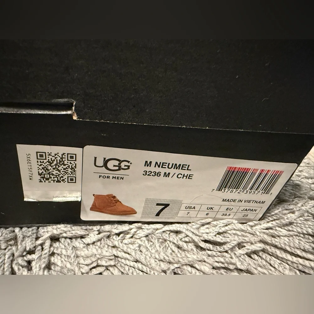 UGGs - Picture 2 of 2